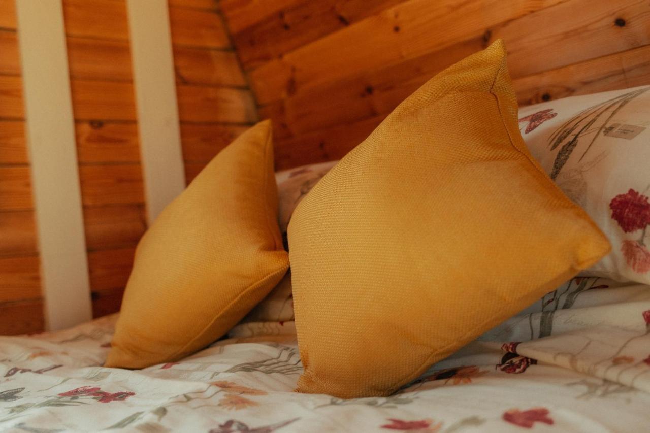 Glamping In Wiltshire The Green Knoll Is A Charm Chippenham (Wiltshire) Exterior foto