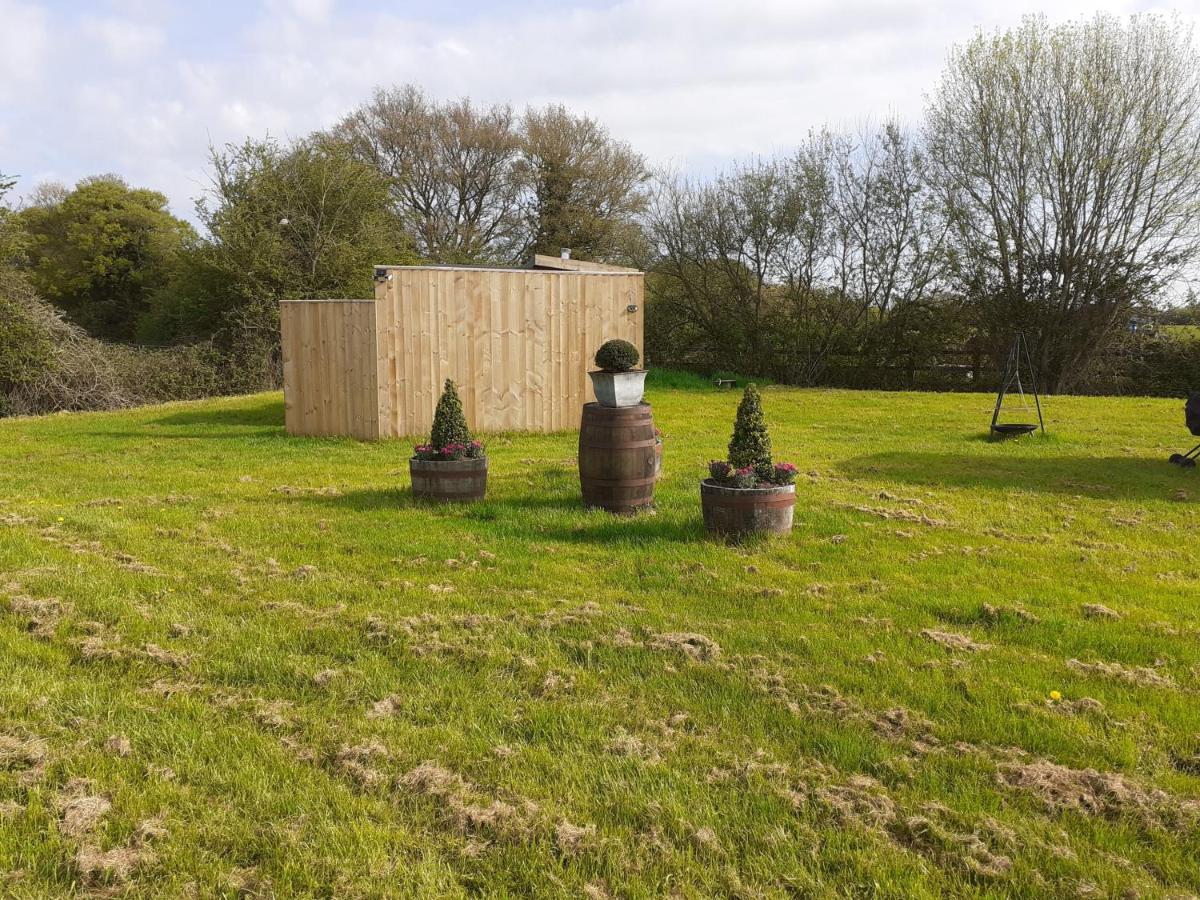Glamping In Wiltshire The Green Knoll Is A Charm Chippenham (Wiltshire) Exterior foto