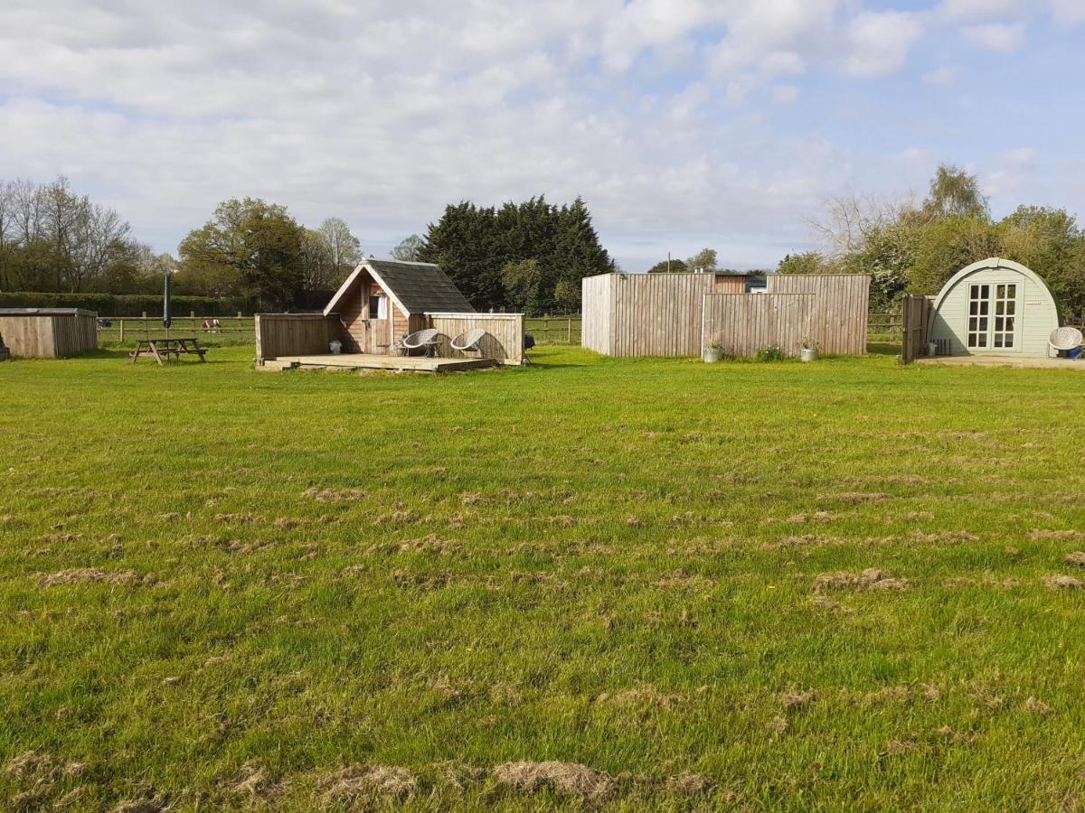 Glamping In Wiltshire The Green Knoll Is A Charm Chippenham (Wiltshire) Exterior foto