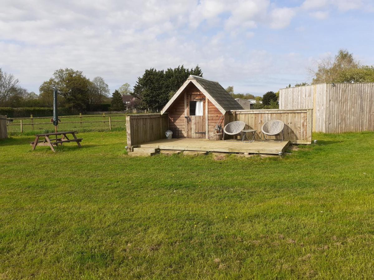 Glamping In Wiltshire The Green Knoll Is A Charm Chippenham (Wiltshire) Exterior foto